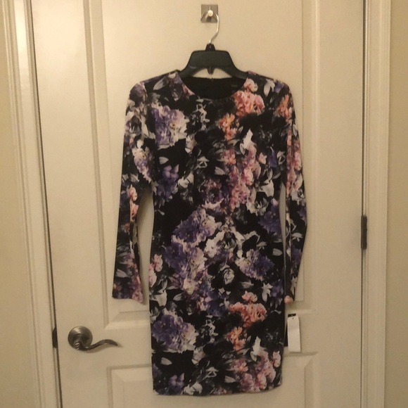 maia Dresses & Skirts - Maia Floral Dress. NWT. Size 4.